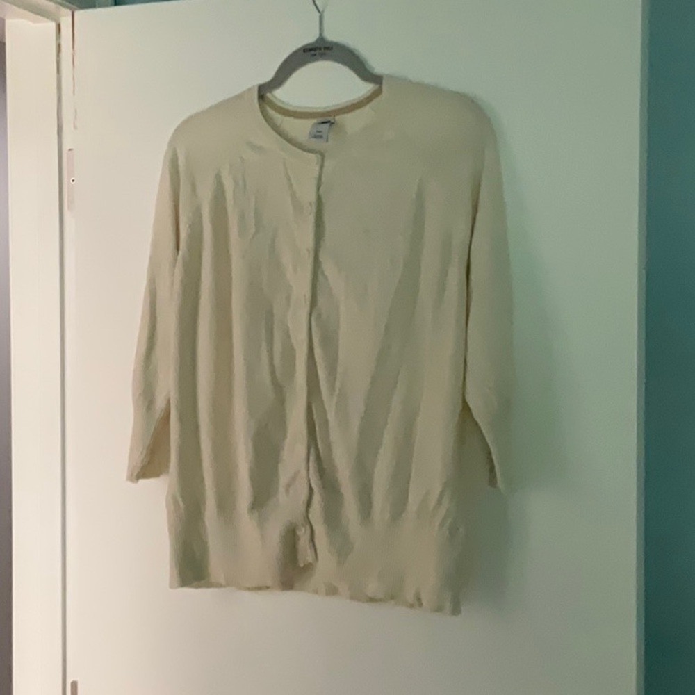 Ivory GAP cardigan. Size XXL.